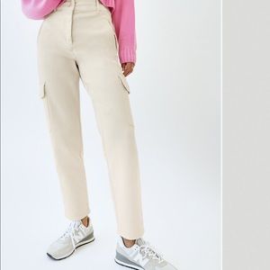 Aritzia Wilfred Free Modern Cargo Pants in birch size 00